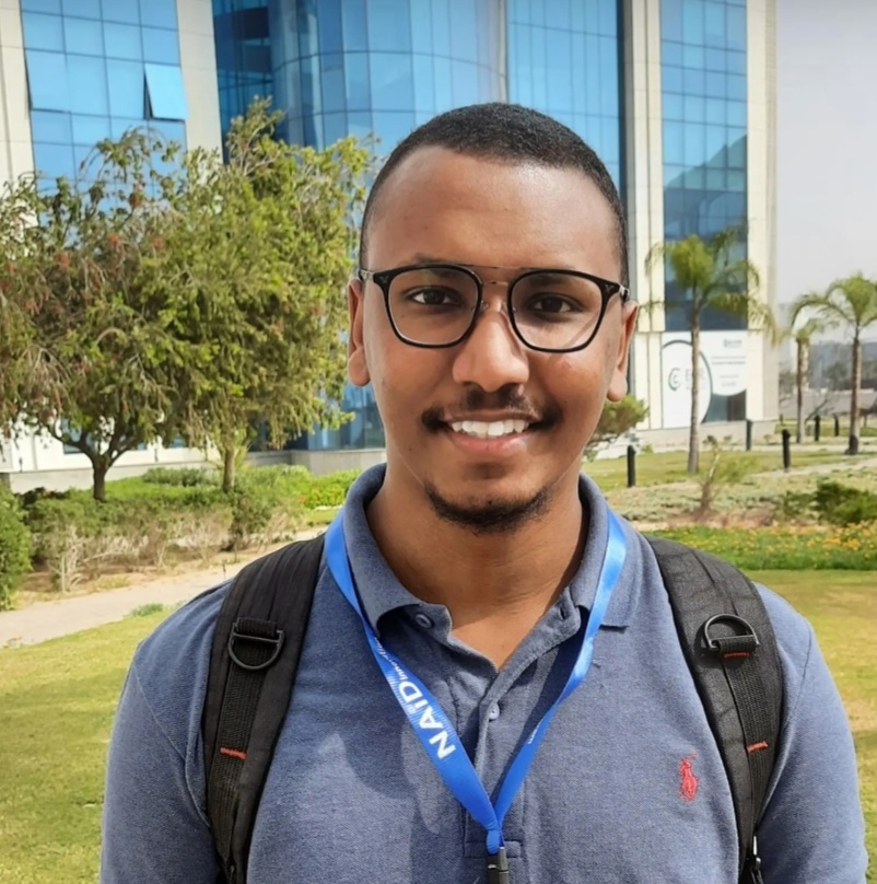 أيمن محمد