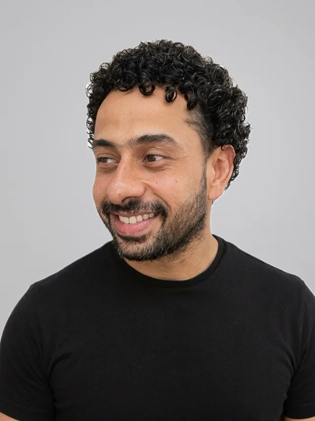 مصطفى علي